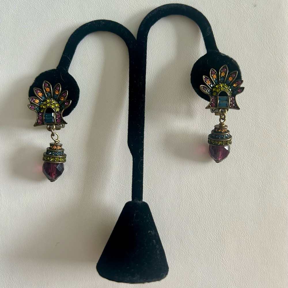 Vintage Heidi Daus Swarovski crystal drop style fan drop clip-on earrings